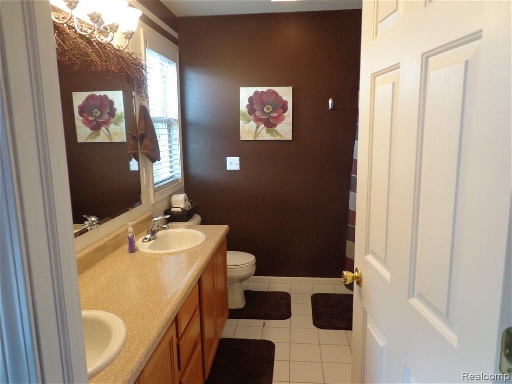 6547 Fisher Road Jeddo, MI 48032 - Photo 5 of 13 DSC00772.JPG