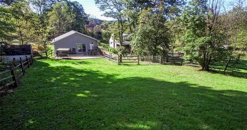 33 Burger Road Cheswick, PA 15024 - Photo 14 of 17