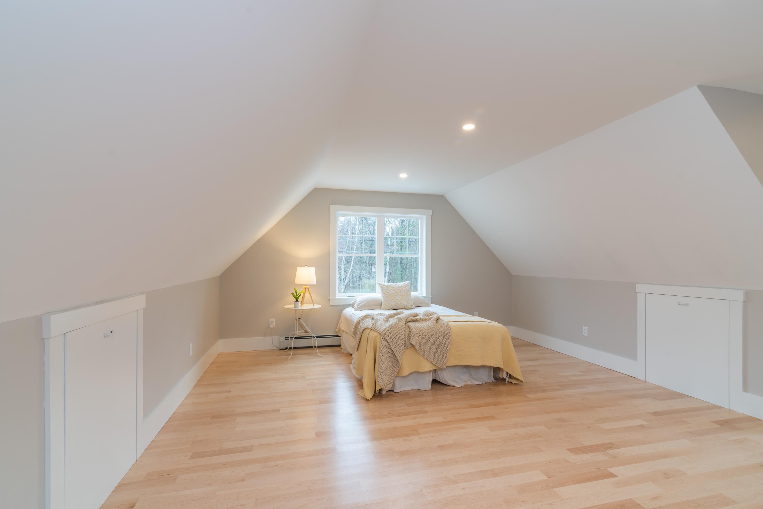 973 Shore Road Cape Elizabeth, ME 04107 - Photo 27 of 37 05_973ShoreRd_2011_HiRes