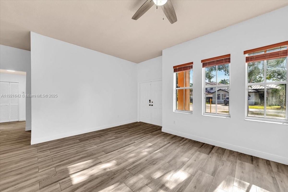 16283 Southwest 83rd Street Miami, FL 33193 - Photo 12 of 72