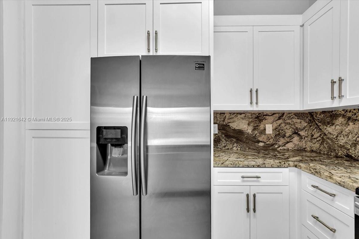 16283 Southwest 83rd Street Miami, FL 33193 - Photo 22 of 72