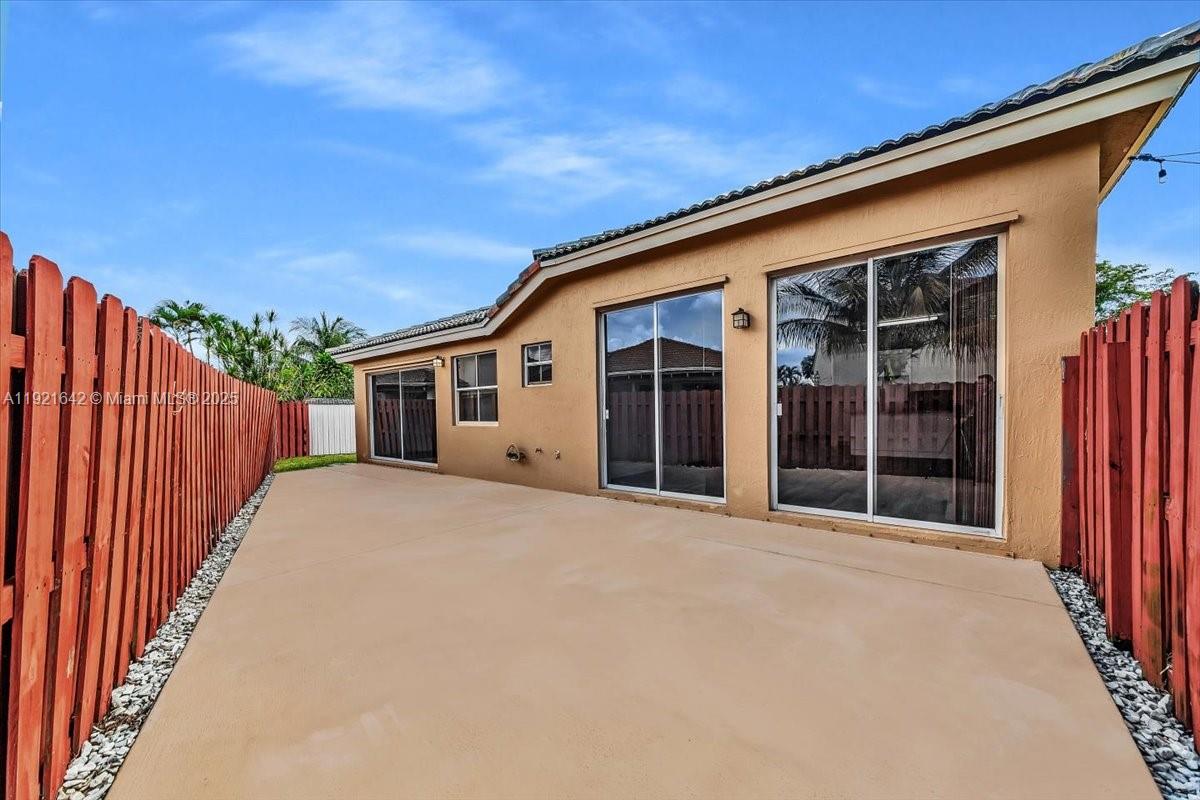 16283 Southwest 83rd Street Miami, FL 33193 - Photo 52 of 72