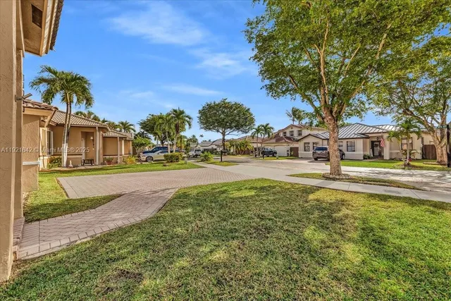 $650,000 | 16283 Southwest 83rd Street, Miami, FL 33193