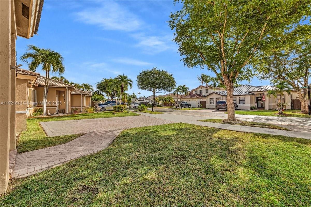 16283 Southwest 83rd Street Miami, FL 33193 - Photo 70 of 72