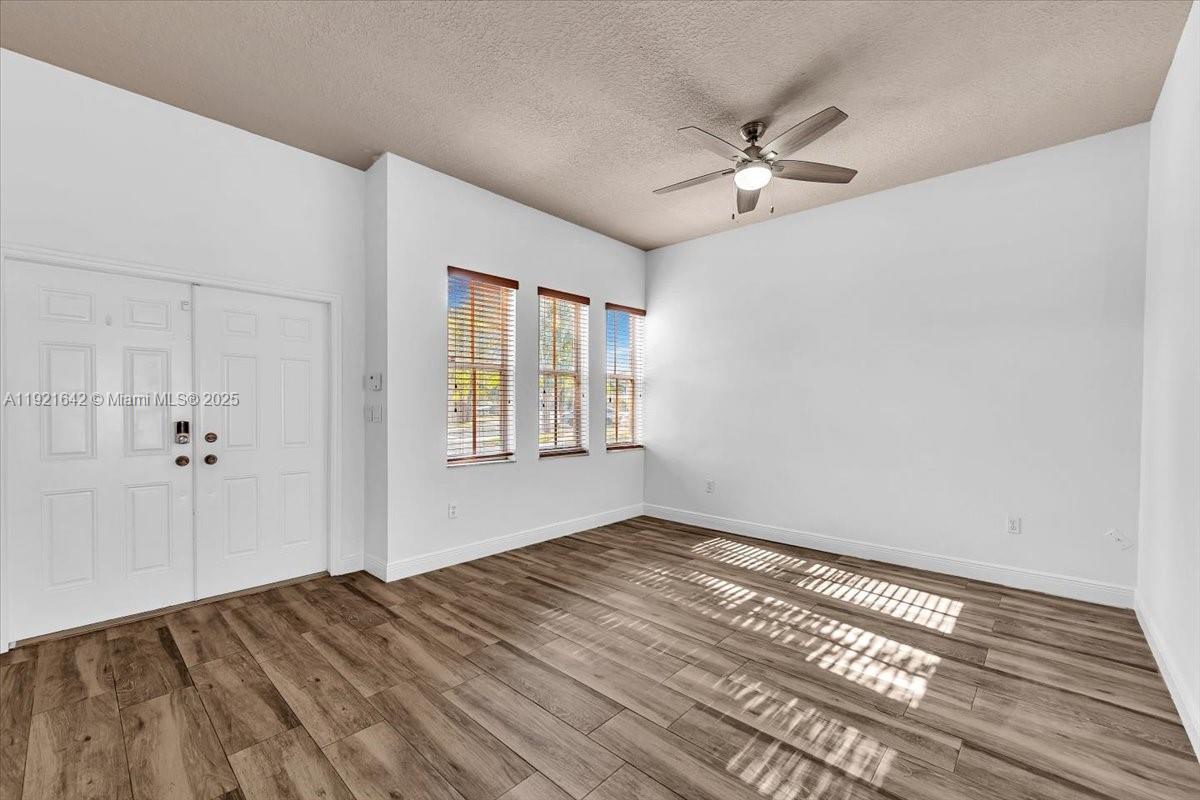 16283 Southwest 83rd Street Miami, FL 33193 - Photo 10 of 72