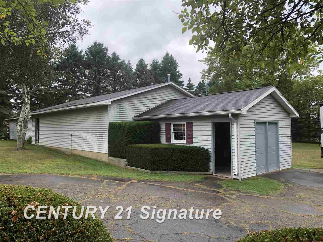 6062 Lake Road Millington, MI 48746 - Photo 17 of 31