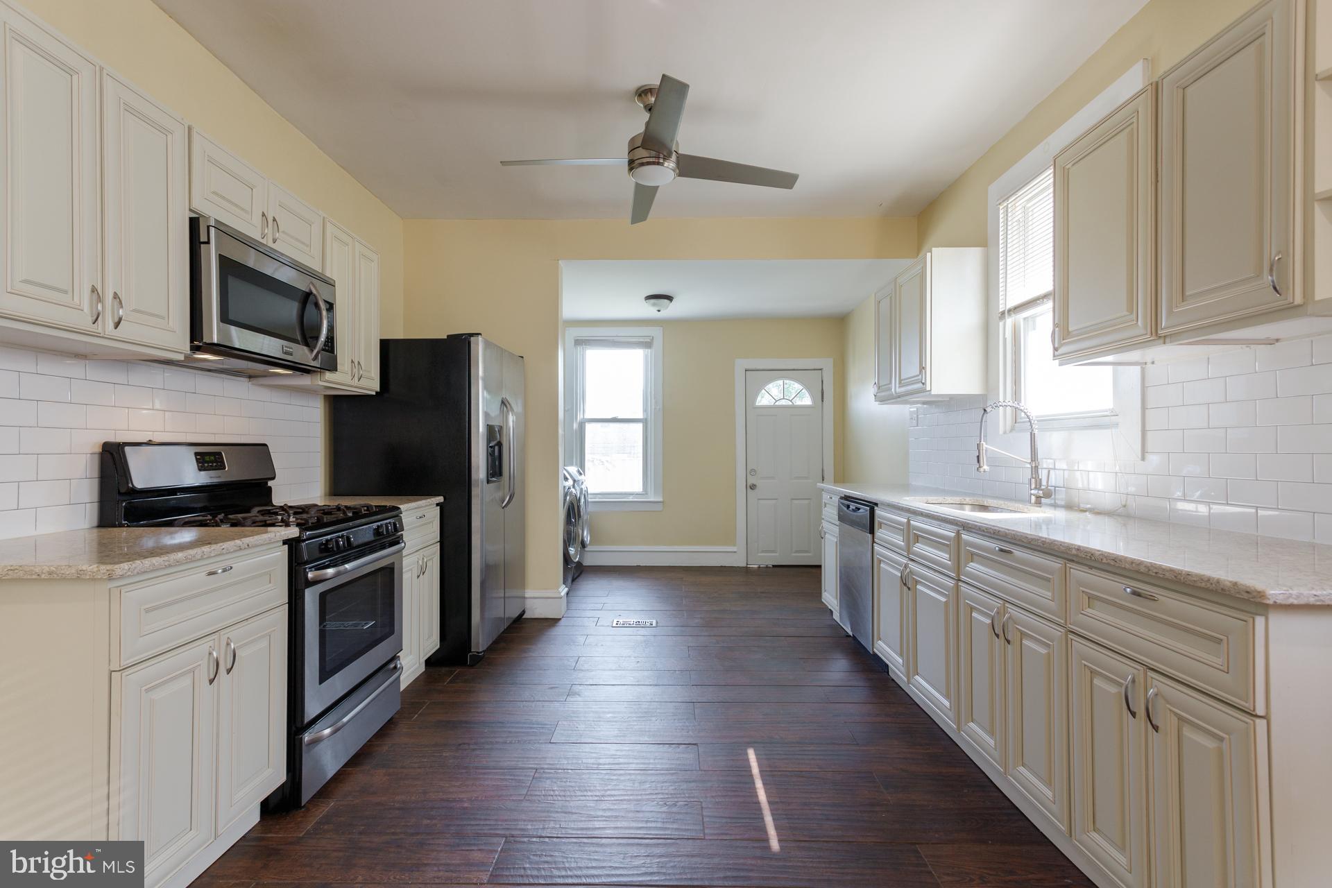 1213 Friendship Street Philadelphia, PA 19111 - Photo 11 of 30