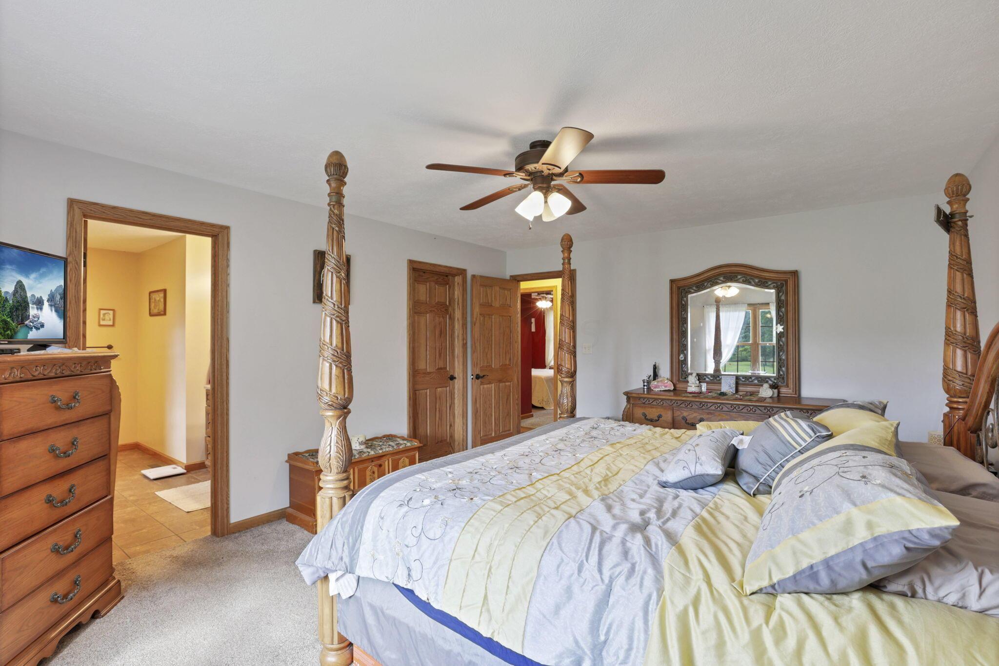 3982 Green Road Northeast Somerset, OH 43783 - Photo 20 of 57 26-web-or-mls-0V3A1971