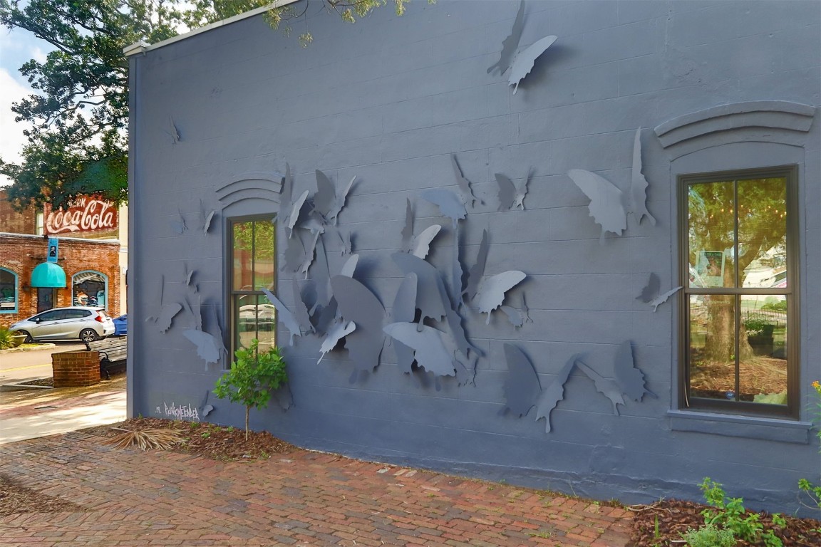 113 South 8th Street Fernandina Beach, FL 32034 - Photo 33 of 34 a view of entrance gate of a house
