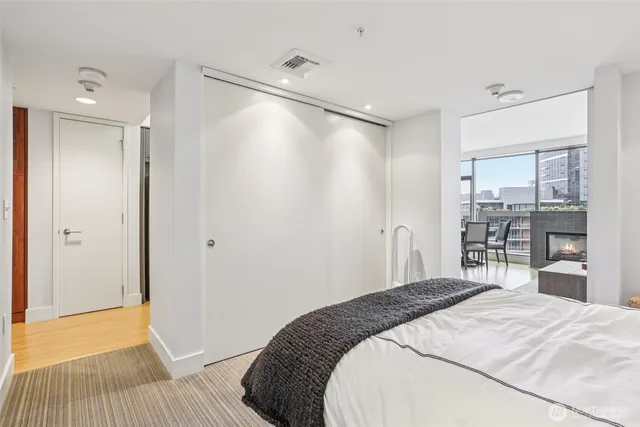 $539,000 | 820 Blanchard Street, Unit 904, Seattle, WA 98121