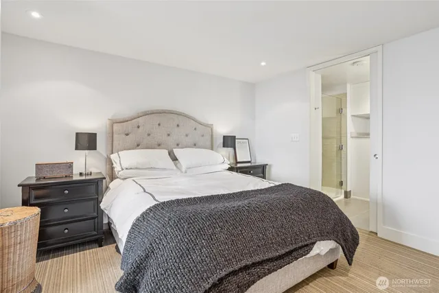 $539,000 | 820 Blanchard Street, Unit 904, Seattle, WA 98121