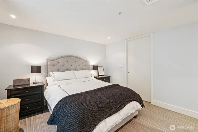 $539,000 | 820 Blanchard Street, Unit 904, Seattle, WA 98121