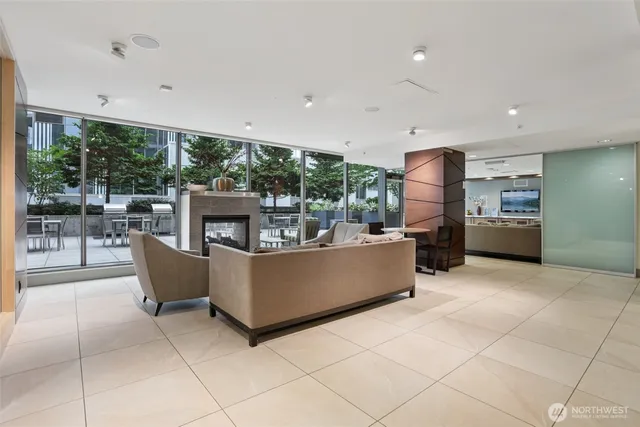 $539,000 | 820 Blanchard Street, Unit 904, Seattle, WA 98121