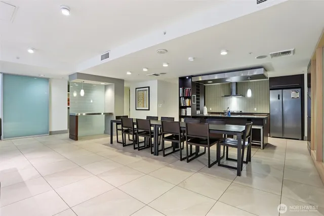 $539,000 | 820 Blanchard Street, Unit 904, Seattle, WA 98121