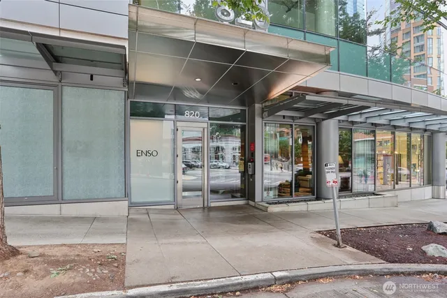 $539,000 | 820 Blanchard Street, Unit 904, Seattle, WA 98121