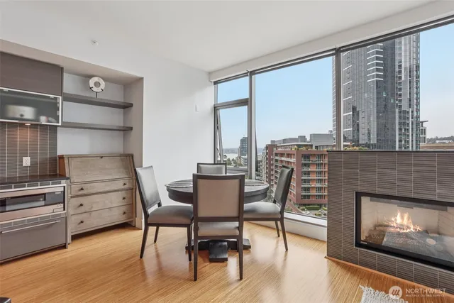 $539,000 | 820 Blanchard Street, Unit 904, Seattle, WA 98121