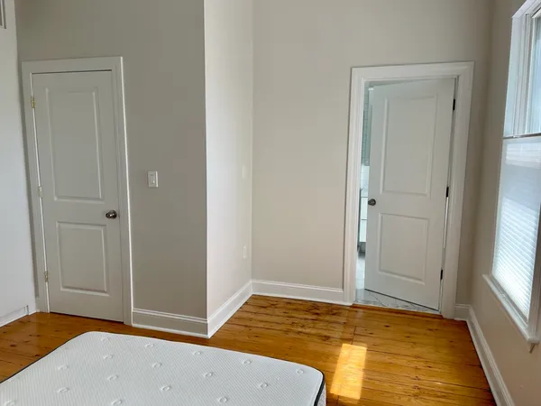 $4,800 | 258 West Broadway, Unit 4, Boston, MA 02127