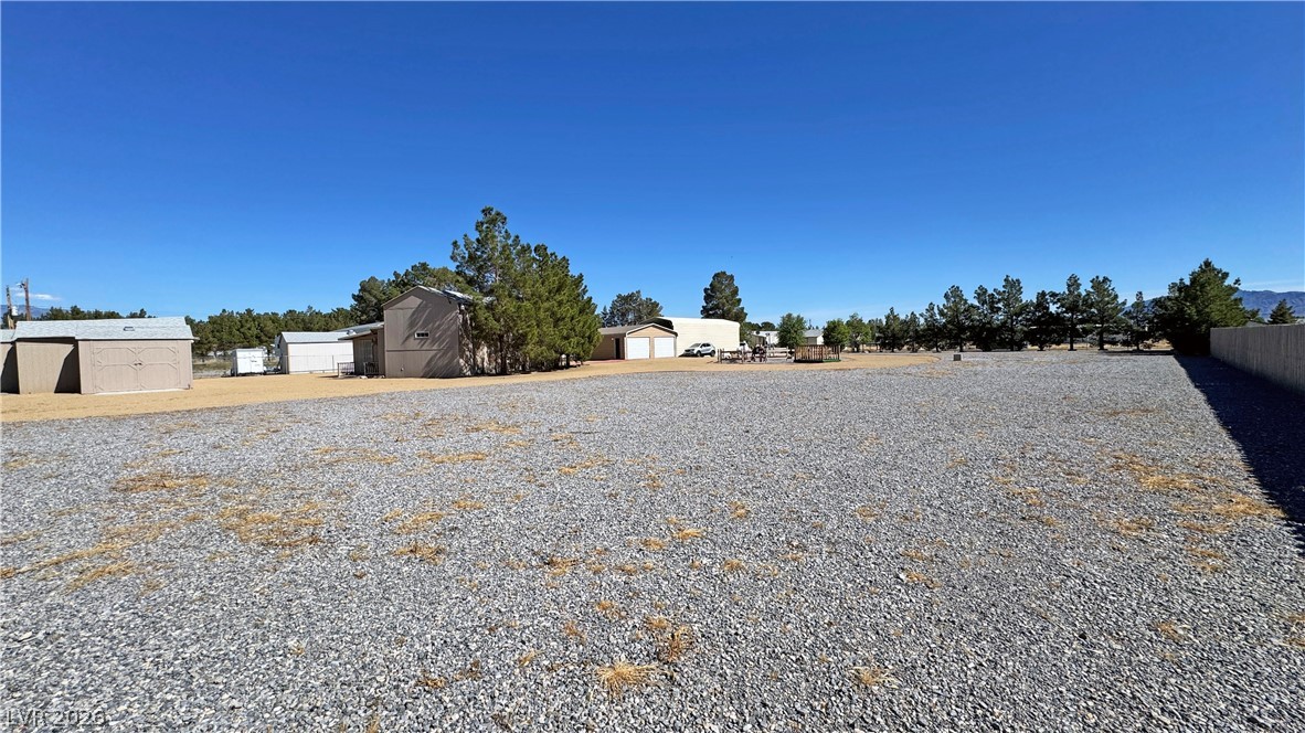 3050 Retread Road Pahrump, NV 89048 - Photo 4 of 63