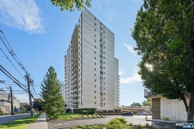 $360,000 | 307 Prospect Avenue, Unit 16A, Hackensack, NJ 07601