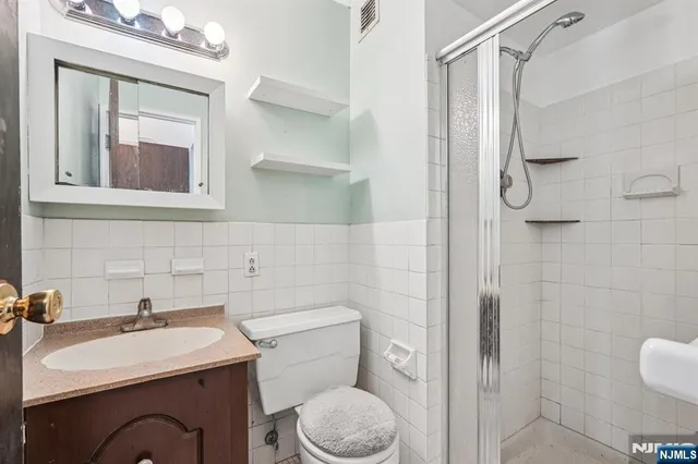 $360,000 | 307 Prospect Avenue, Unit 16A, Hackensack, NJ 07601