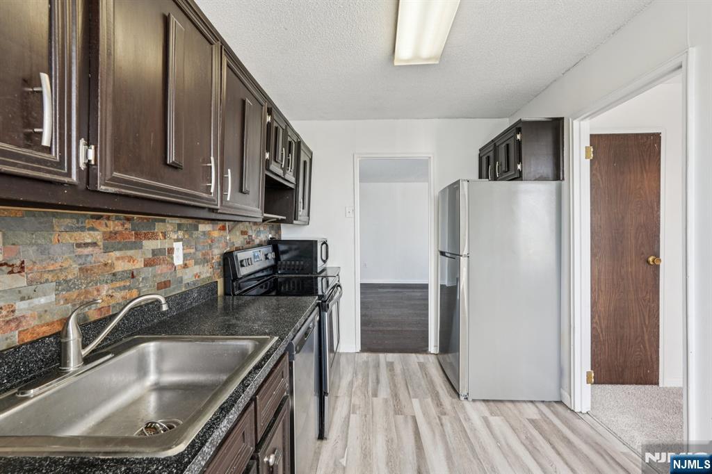 307 Prospect Avenue, Unit 16A Hackensack, NJ 07601 - Photo 5 of 35