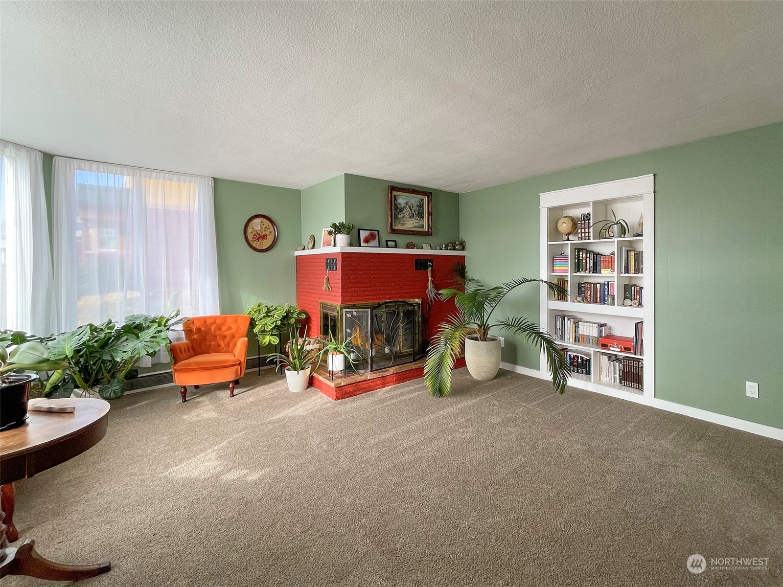 131 East 2nd Street Port Angeles, WA 98362 - Photo 6 of 33 a children room with toys