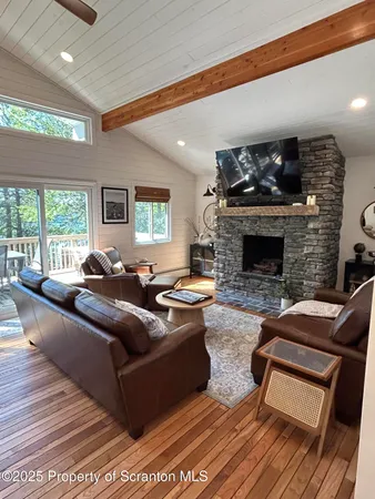 $1,785,000 | 1010 Crystal Lake Boulevard, Carbondale, PA 18407