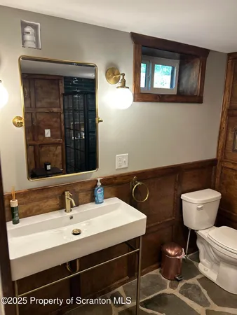 $1,785,000 | 1010 Crystal Lake Boulevard, Carbondale, PA 18407