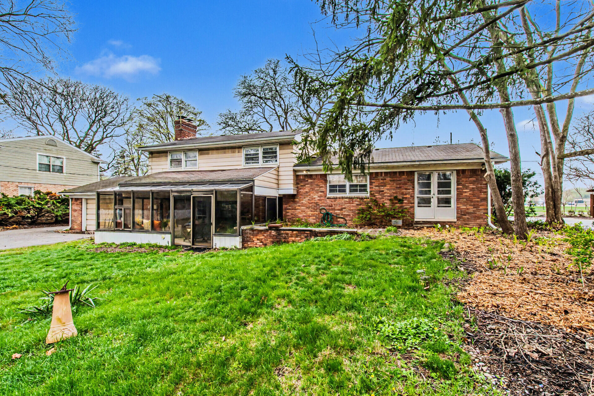 539 South Sheldon Road Plymouth, MI 48170 - Photo 3 of 54 3