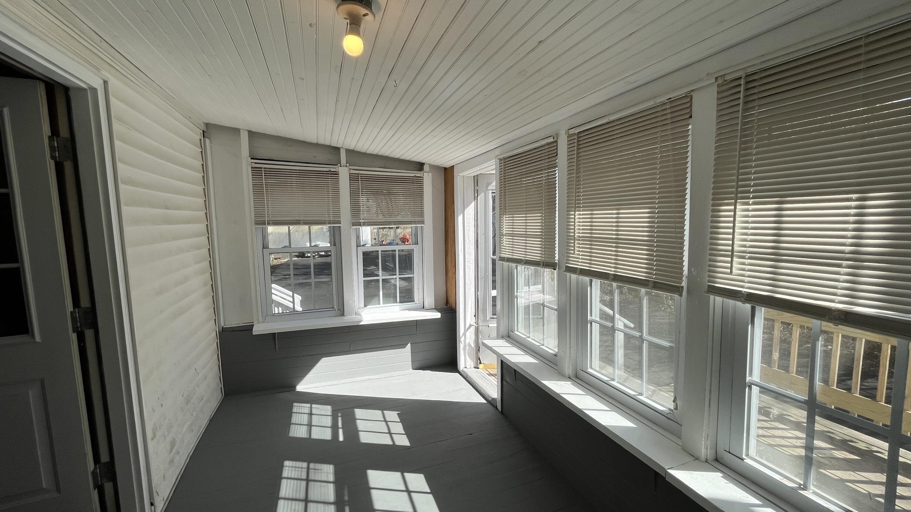89 Scamman Street Saco, ME 04072 - Photo 20 of 37 89 Scamman St Ext - Unit 1 - Enclosed Po