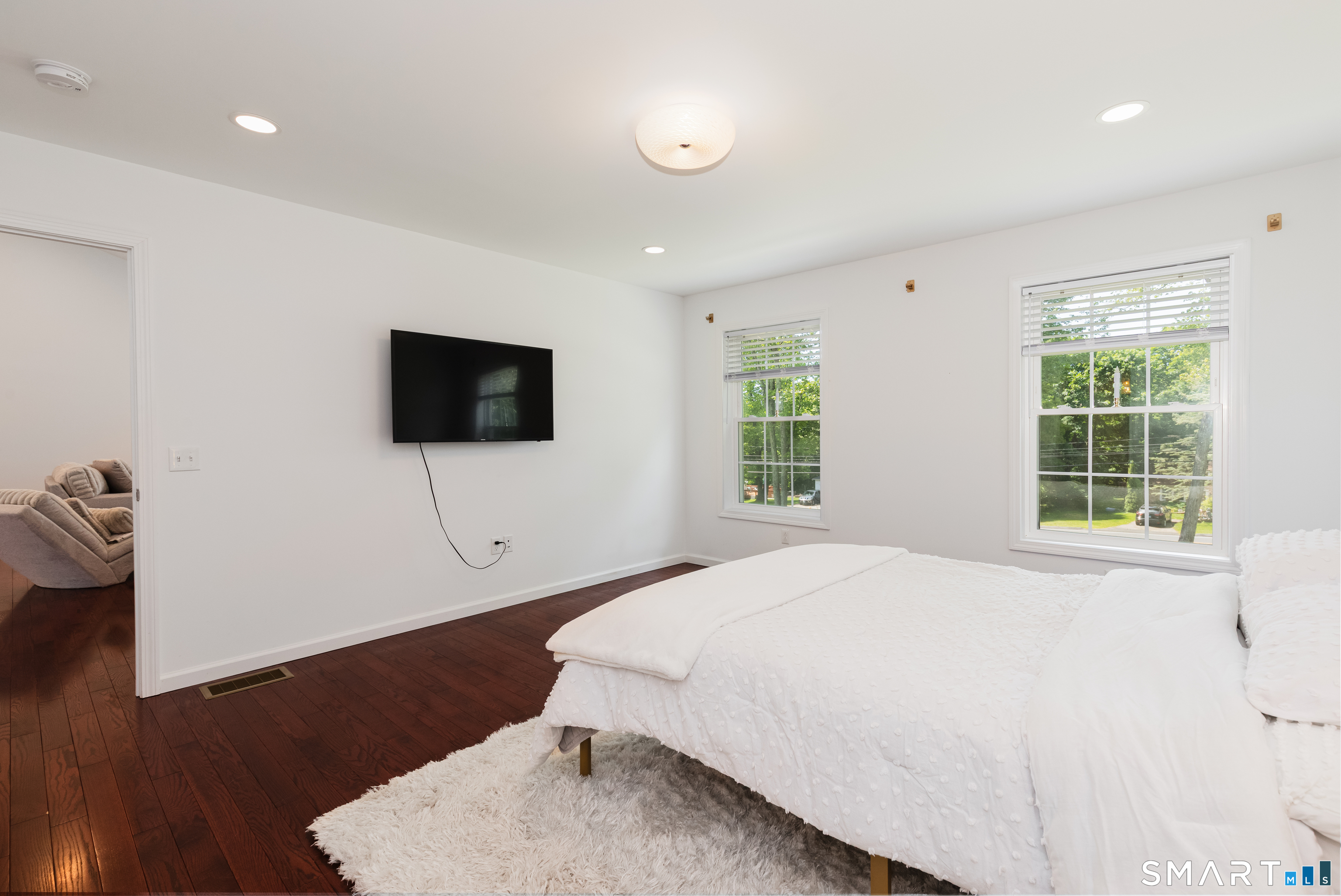 76 Beach Road Wolcott, CT 06716 - Photo 11 of 28