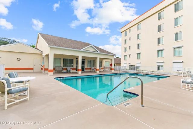 $180,000 | 1410 Huntington Lane, Unit 1106, Rockledge, FL 32955