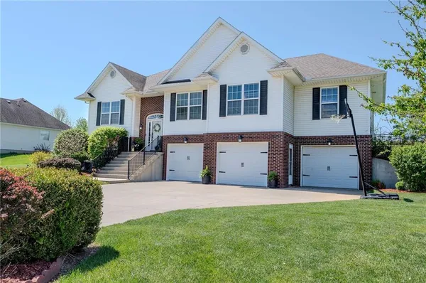 $415,000 | 1613 Brookdale Drive, Atchison, KS 66002