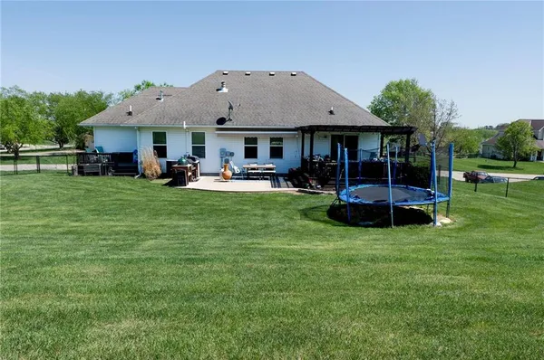 $415,000 | 1613 Brookdale Drive, Atchison, KS 66002