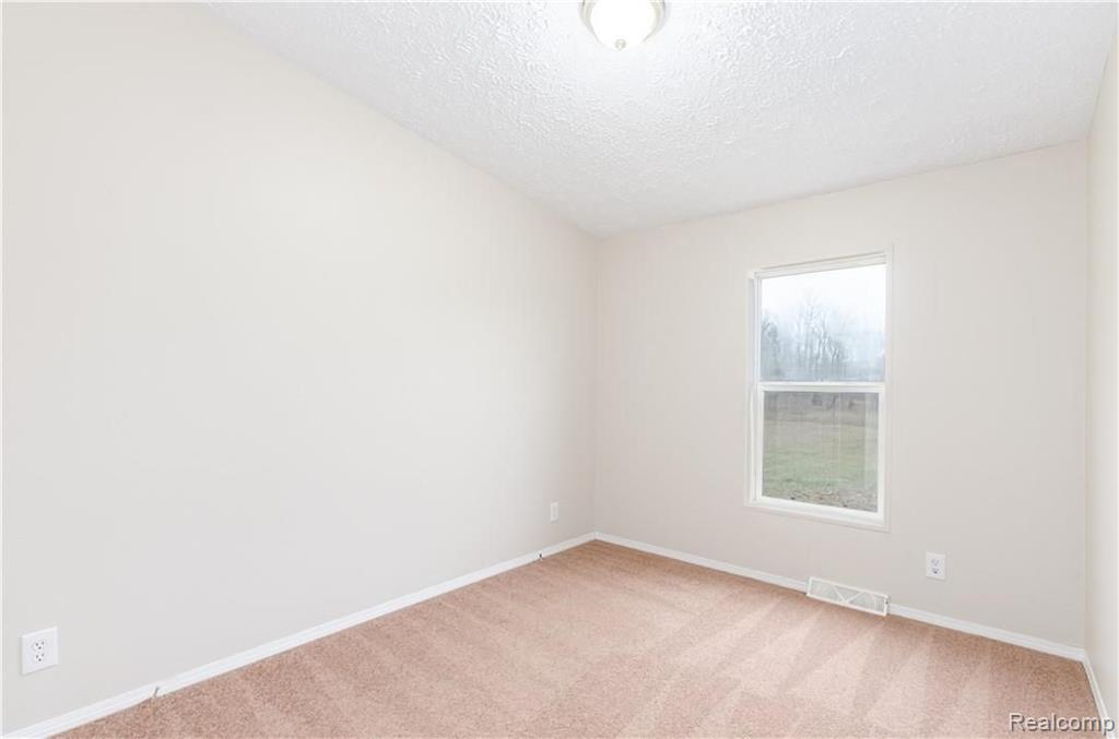 23500 Karr Road Belleville, MI 48111 - Photo 22 of 42