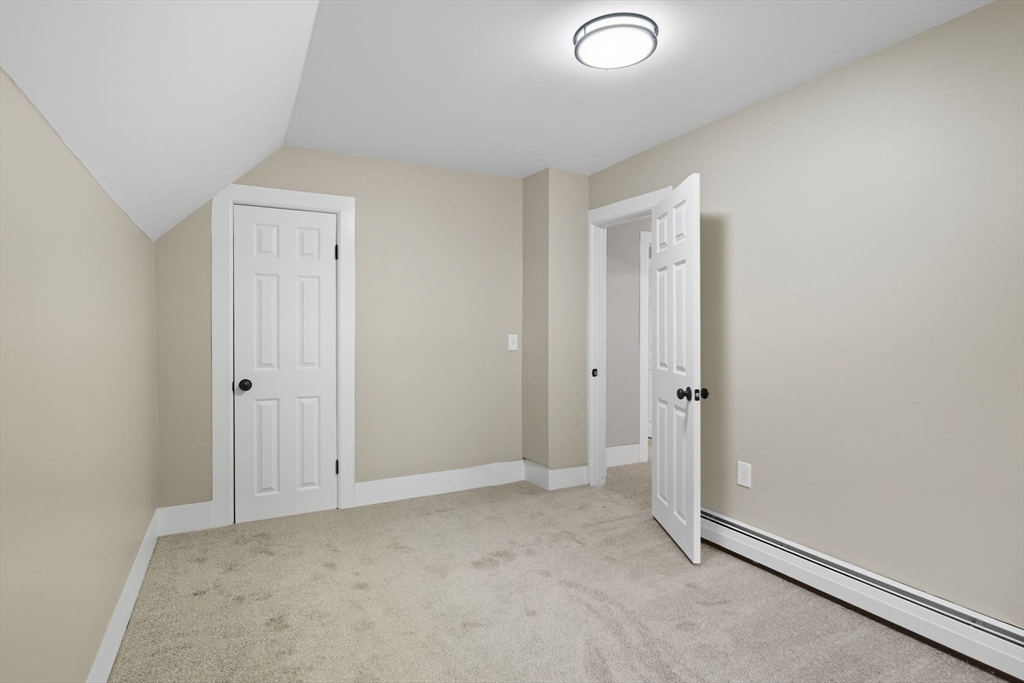 56 Marshall Street Springfield, MA 01109 - Photo 25 of 33