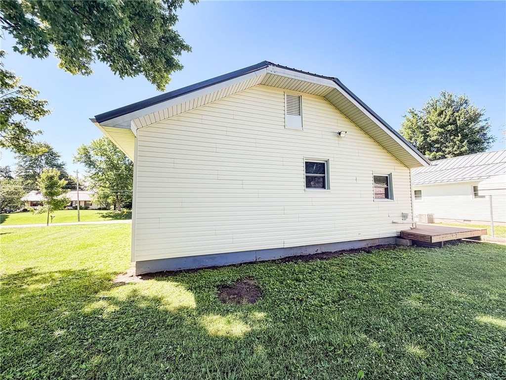 18027 East National Road Marshall, IL 62441 - Photo 24 of 26