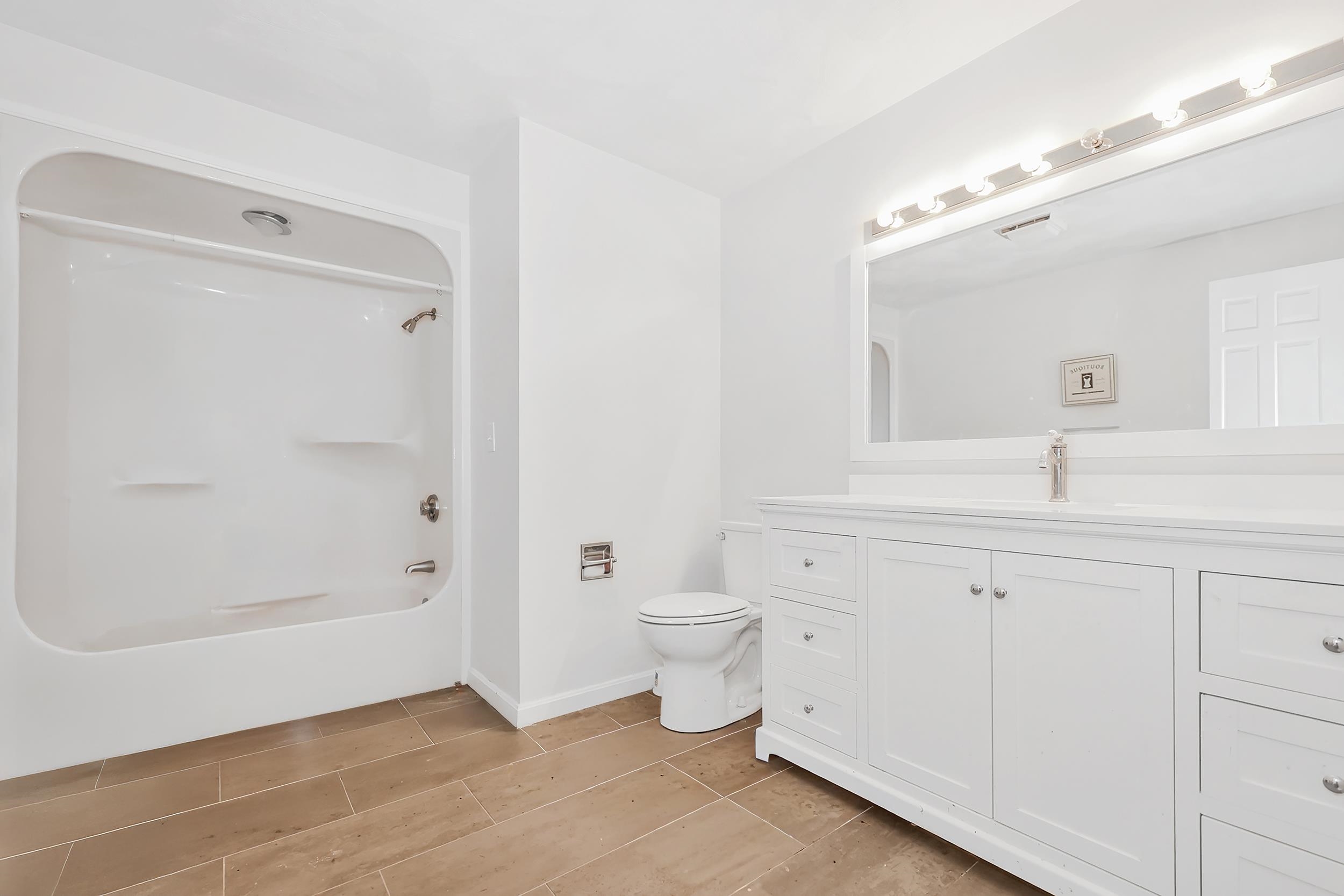 7 Colonial Square Peterborough, NH 03458 - Photo 20 of 24