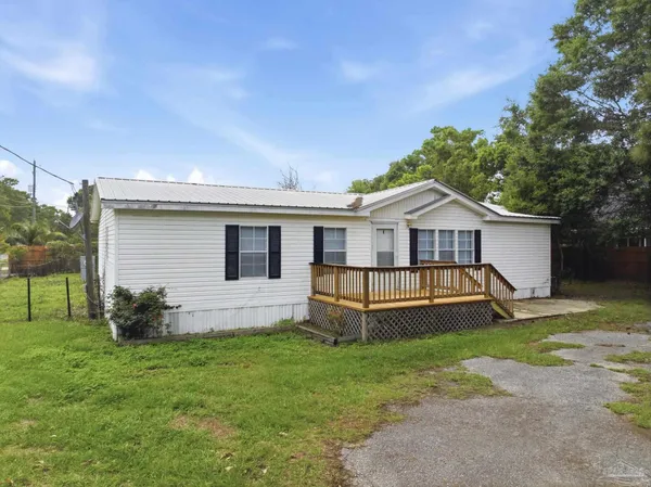 $1,600 | 8865 Ashland Avenue, Pensacola, FL 32534