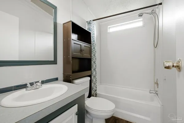 $1,600 | 8865 Ashland Avenue, Pensacola, FL 32534
