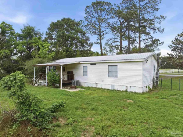 $1,600 | 8865 Ashland Avenue, Pensacola, FL 32534