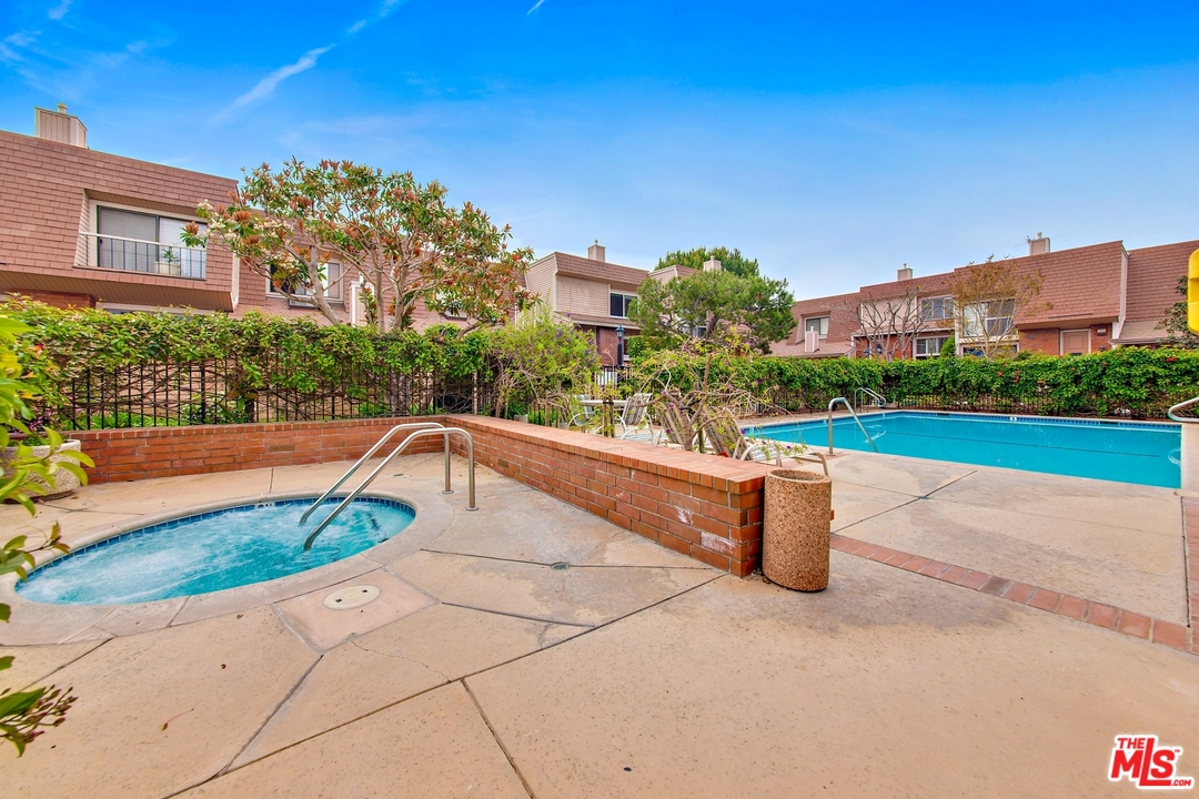 4351 Alla Road, Unit 2 Marina del Rey, CA 90292 - Photo 26 of 31 Gallery Image 26