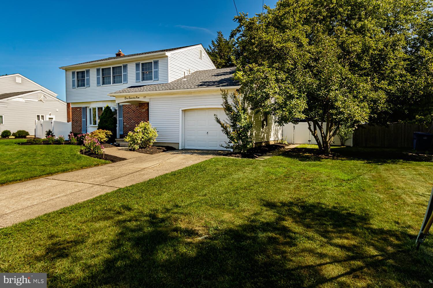 125 Bartram Road Marlton, NJ 08053 - Photo 3 of 26