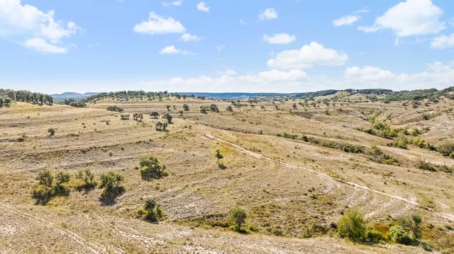 $1,500,000 | 5032 Kendalia Road, Blanco, TX 78606