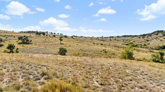 $1,500,000 | 5032 Kendalia Road, Blanco, TX 78606