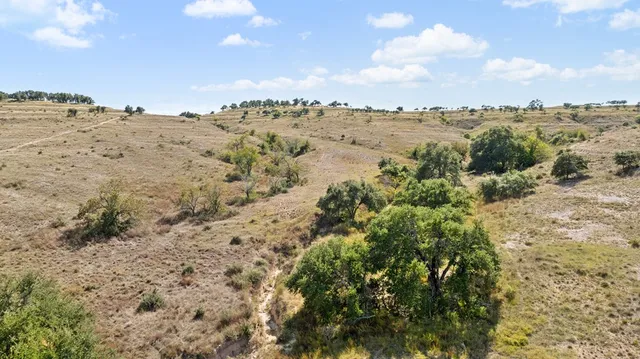 $1,500,000 | 5032 Kendalia Road, Blanco, TX 78606