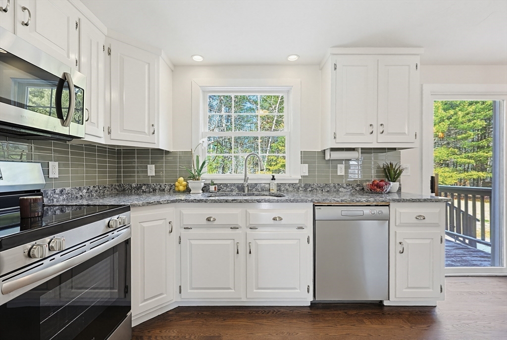 5 Stewart Street Hopkinton, MA 01748 - Photo 13 of 36