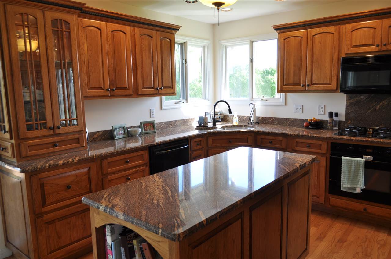 11478 Cook Road Gaines, MI 48436 - Photo 4 of 62 31259673-3.JPG