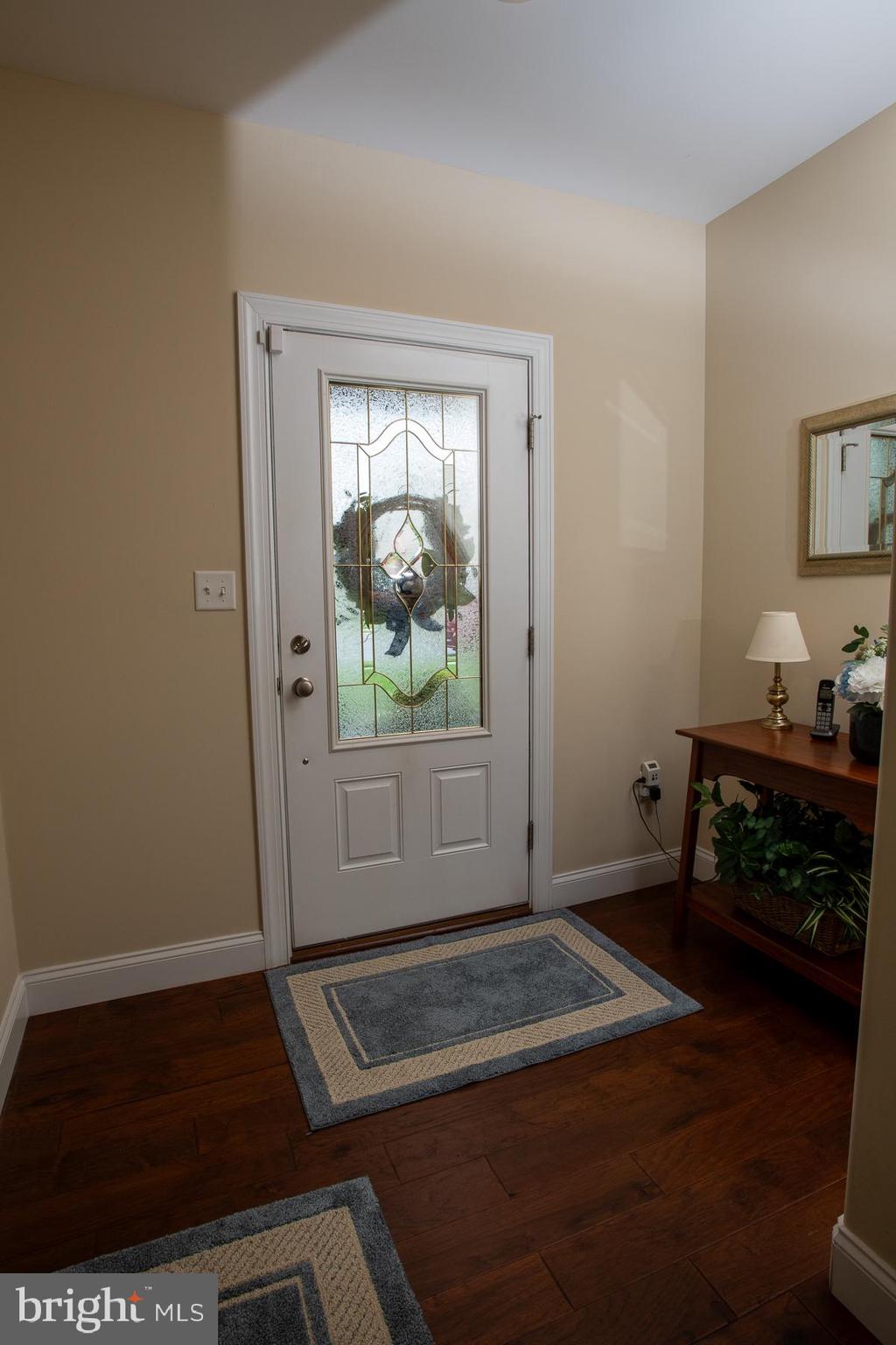 113 Crest View Carlisle, PA 17013 - Photo 7 of 35 Entry level door