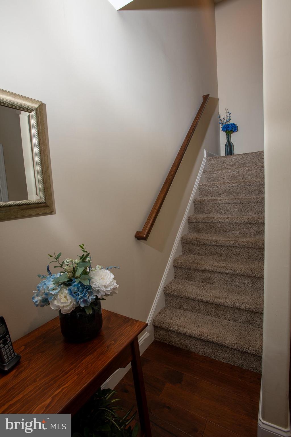 113 Crest View Carlisle, PA 17013 - Photo 8 of 35 Steps to main level